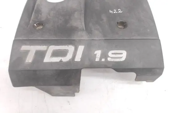 Volkswagen PASSAT B5 Engine cover (trim) 028103935B