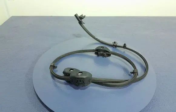 BMW 1 F40 Windshield washer spray nozzle 7453968