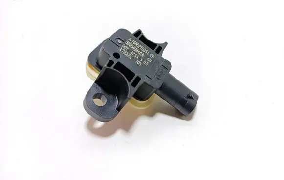 Mercedes-Benz GLS X166 Airbag deployment crash/impact sensor A1668210351