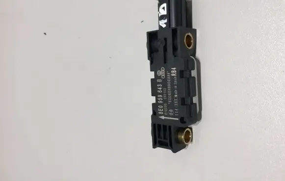 Audi A4 S4 B7 8E 8H Airbag deployment crash/impact sensor 8E0959643B