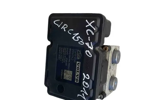 Volvo XC70 ABS Pump 31261142 7G9N2C405AC