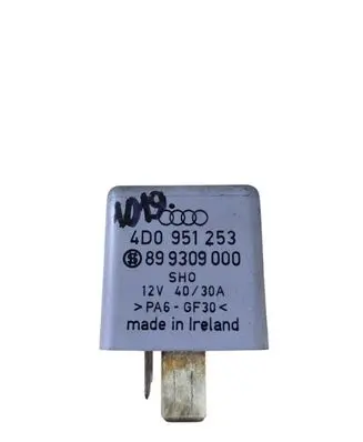Audi A6 S6 C5 4B Other relay 4D0951253