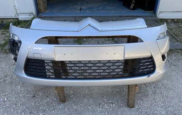 Citroen C4 I Picasso Front bumper 9680402277