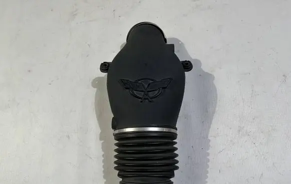 Chevrolet Corvette C5 Air intake hose/pipe 25179366