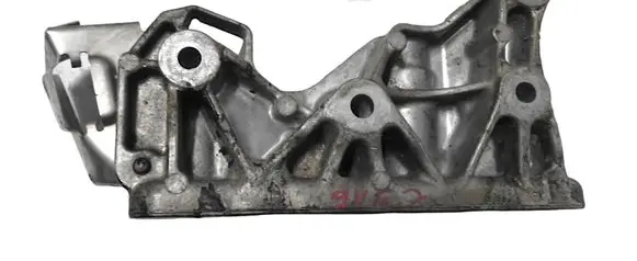 Mercedes-Benz A W177 Engine mounting bracket A6542230004