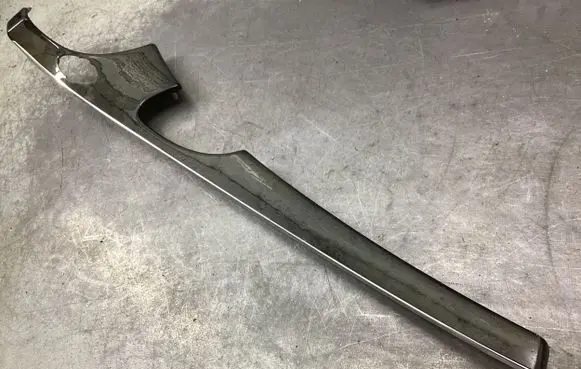 Mercedes-Benz E W211 Front door trim bar 204965 8070370