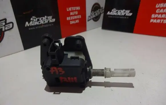Audi A3 S3 8P Tailgate boot lock/latch motor 8E9827833