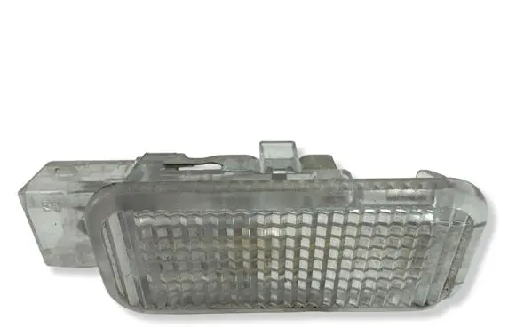 Audi RS4 B7 Boot/trunk interior light B094741