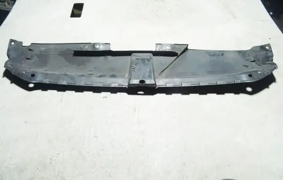 Audi A4 S4 B8 8K Top upper radiator support slam panel 8K0807081