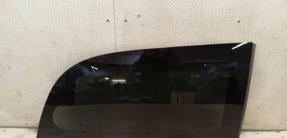 Chrysler Grand Voyager V Rear side window 