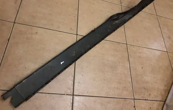Volkswagen Golf III Front bumper lip 1H6805903