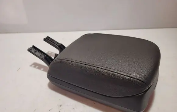 Volvo V50 Armrest