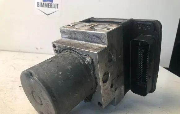BMW 5 E60 E61 ABS Pump 6783360