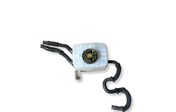 Lexus RX 330 - 350 - 400H Brake fluid reservoir 13231140500