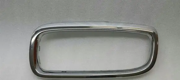 BMW 7 E65 E66 Front grill 51137032105