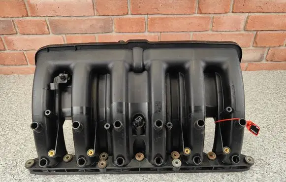 BMW X3 E83 Intake manifold 7523290