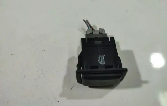 Nissan X-Trail T30 ESP (stability program) switch 