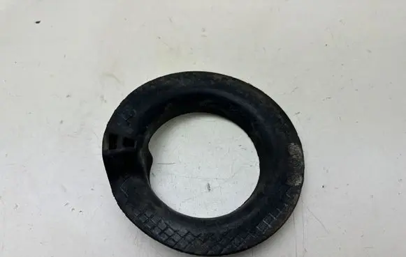 Ford Mustang VI Rear coil spring rubber mount E1GC5B718AXC