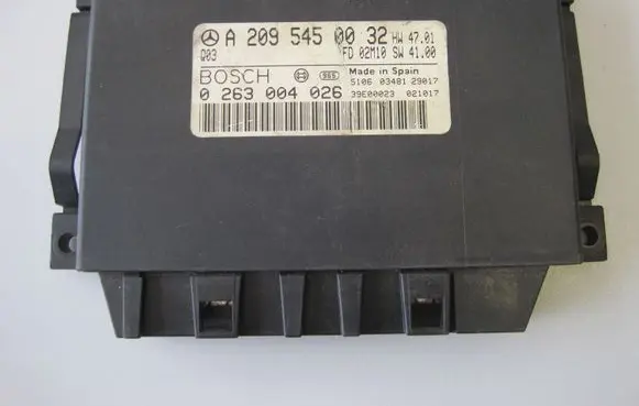 Mercedes-Benz C W203 Parking PDC control unit/module A2095450032