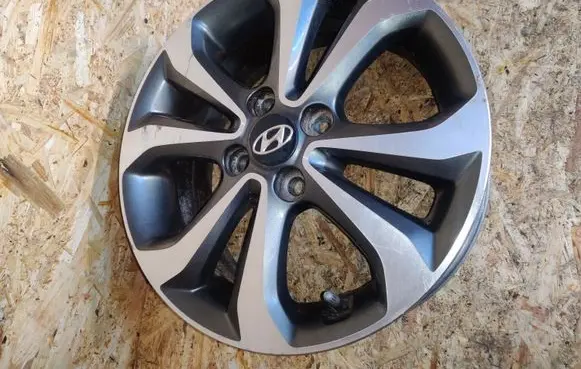 Hyundai i10 R15 alloy rim 52910B9300