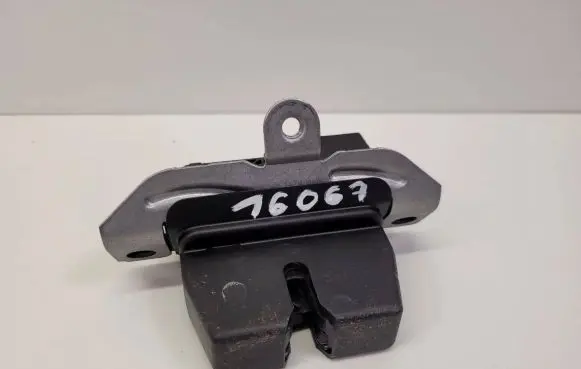 Ford Fiesta Tailgate/trunk/boot lock/catch/latch H1BAN442A66AB