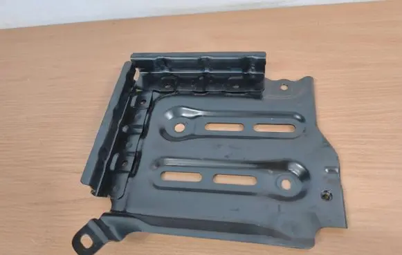Toyota Yaris Cross Battery tray 