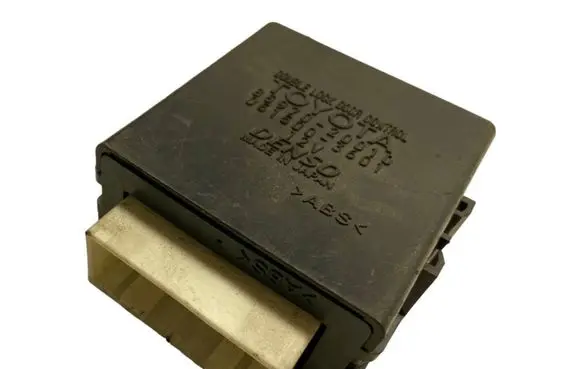 Toyota Avensis T250 Door control unit/module 8597020010 0515003601