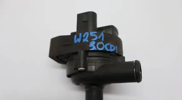 Mercedes-Benz R W251 Electric auxiliary coolant/water pump A2118350028