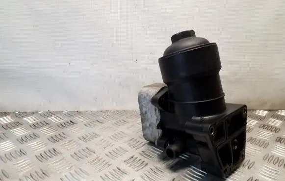 Volkswagen Sharan Oil filter mounting bracket