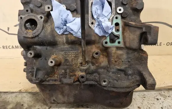 Volkswagen PASSAT B3 Engine block 053103021B 9A9A