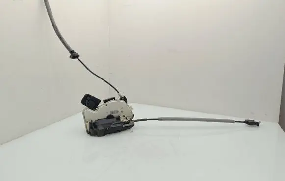 Skoda Octavia Mk3 (5E) Front door lock 5E1837016A
