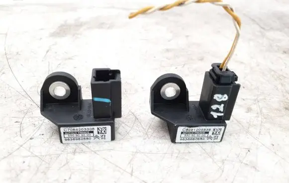 Citroen C6 Airbag deployment crash/impact sensor 550903000 9636982680