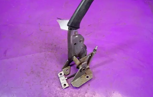 Nissan Primera Handbrake/parking brake lever assembly