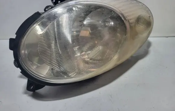 Nissan Micra Headlight/headlamp 26010BC500 89900591 047119061