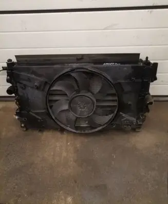 Opel Zafira C Coolant radiator 13312812 0094B 8135