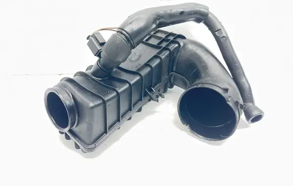 Mercedes-Benz E W211 Air intake duct part A6460941097