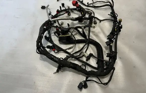 Dodge Challenger Engine installation wiring loom P05035571AF 05035571AF