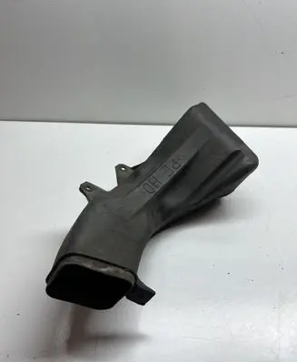 Lexus GS 300 350 430 450H Air intake duct part 5328530060