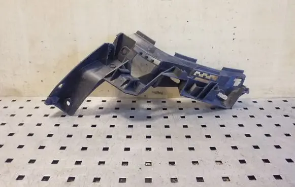 Volkswagen Golf Plus Rear bumper mounting bracket 5M0807394A