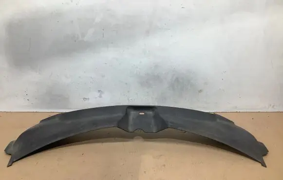Audi A6 S6 C6 4F Radiator trim 4F0807081