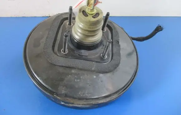 Peugeot 206 CC Brake booster 9650368280