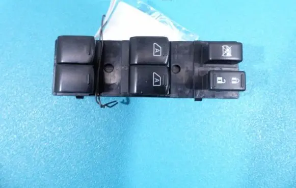 Nissan Maxima A35 Electric window control switch 254019N00E IMPRK884285