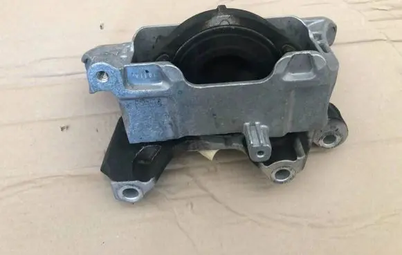 Ford Kuga III Engine mount bracket LX636F012AC