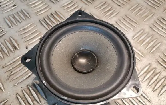 Mini Cooper Countryman R60 Front door speaker 9804157