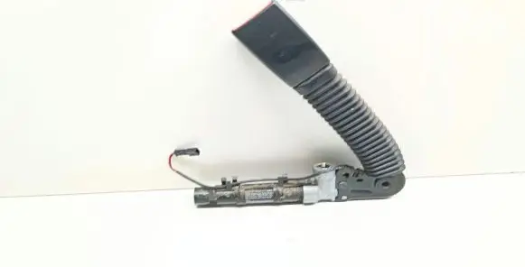 BMW 5 F10 F11 Front seatbelt buckle 9115306