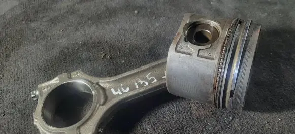 BMW 3 E46 Piston with connecting rod