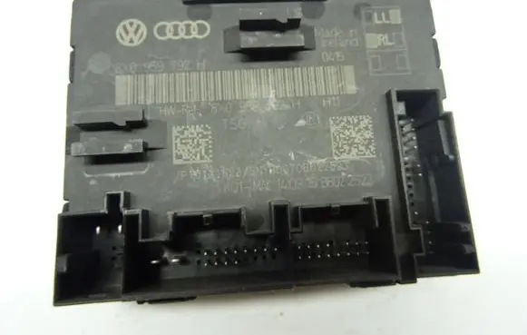 Audi Q3 F3 Door control unit/module 8X0959792H