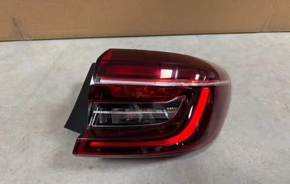 Renault Clio V Rear/tail lights 265509761R 265509761