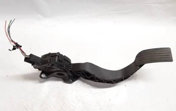 Citroen C3 Accelerator throttle pedal 6PV00908302 968143438000