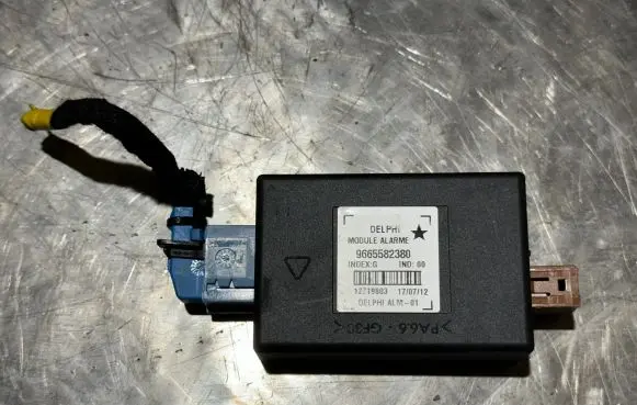 Citroen DS4 Alarm control unit/module 9665582380
